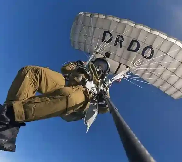 Military Combat Parachute System, indigenously developed by DRDO, successfully tested at 32,000 feet altitude