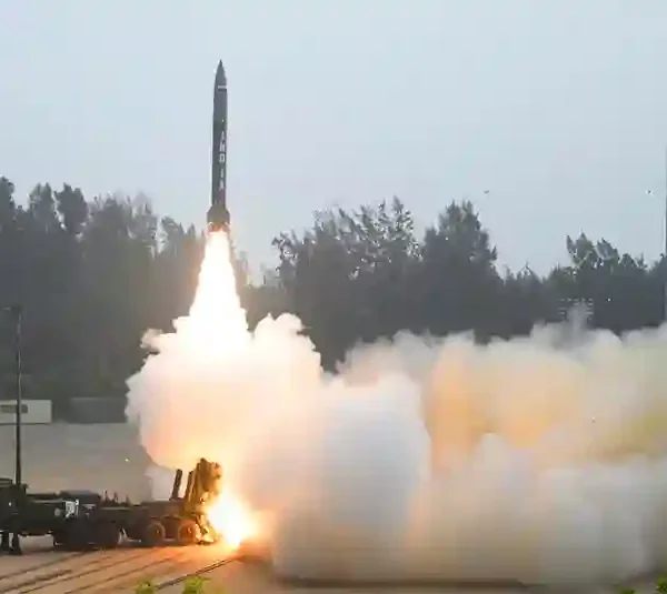 DRDO successfully conducts salvo launch of two Pralay missiles in quick succession