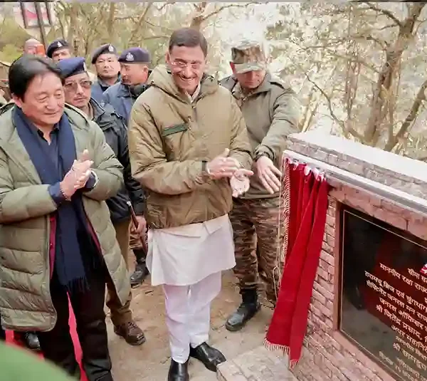 Raksha Rajya Mantri inaugurates Chungthang-Lachen Axis and Taram Chu Bridge in Sikkim