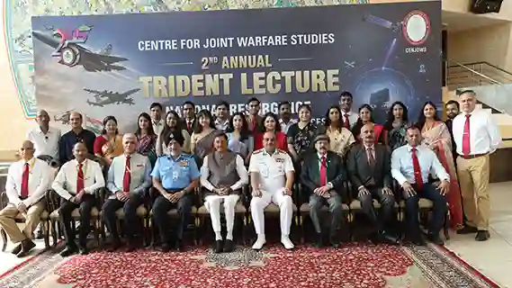 Raksha Rajya Mantri Delivers Special Address at Second Annual Trident Lecture of CENJOWS